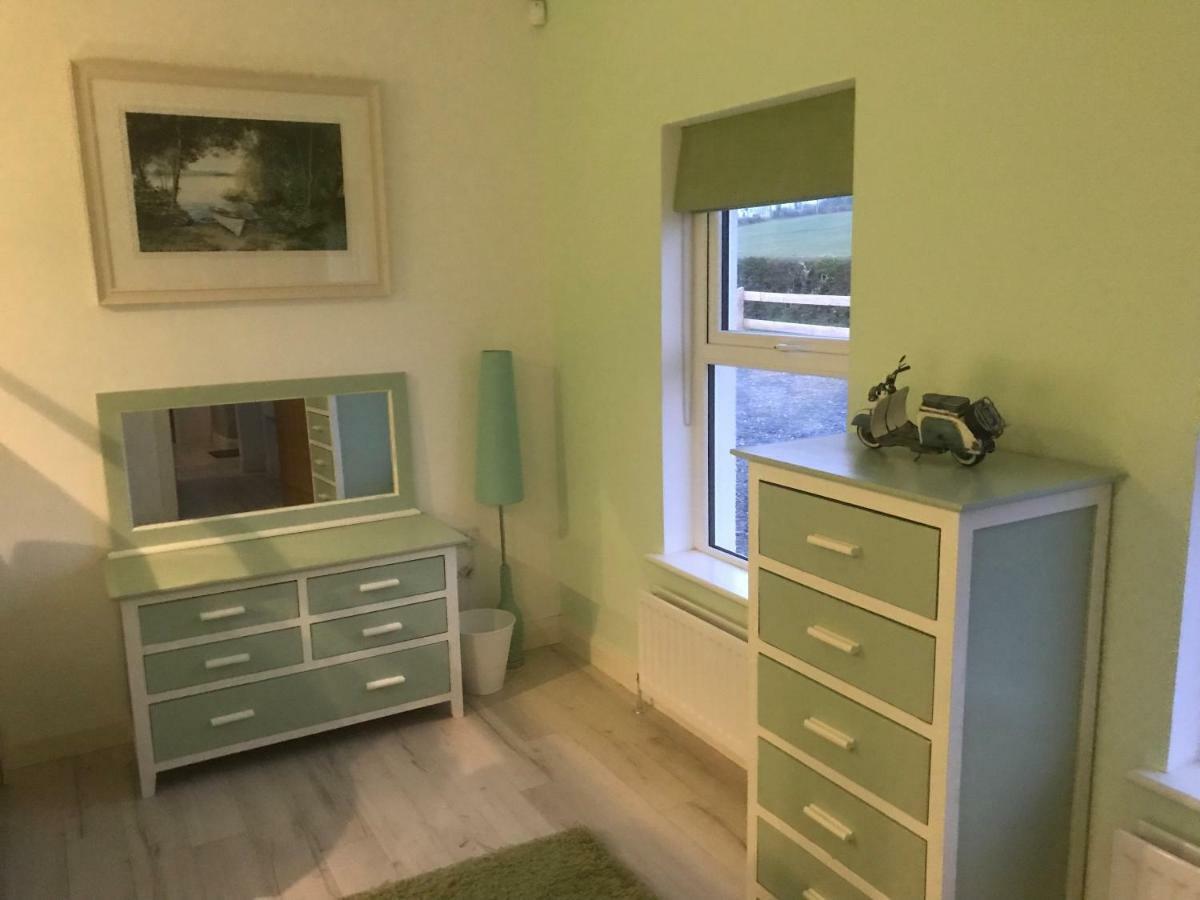 Sleeps 12 Hot Tub Sauna Cinema Pets Welcome Enniskillen Esterno foto
